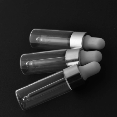 De zilveren Mini5ml-OEM van Etherische olieflessen ODM Flessen van het Glasdruppelbuisje